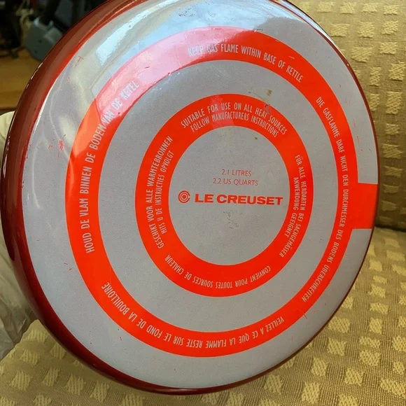 Le Creuset Red Stovetop Whistling Tea Kettle with Black Handle - Picture 7 of 14